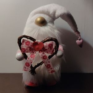 Valentine's gnome